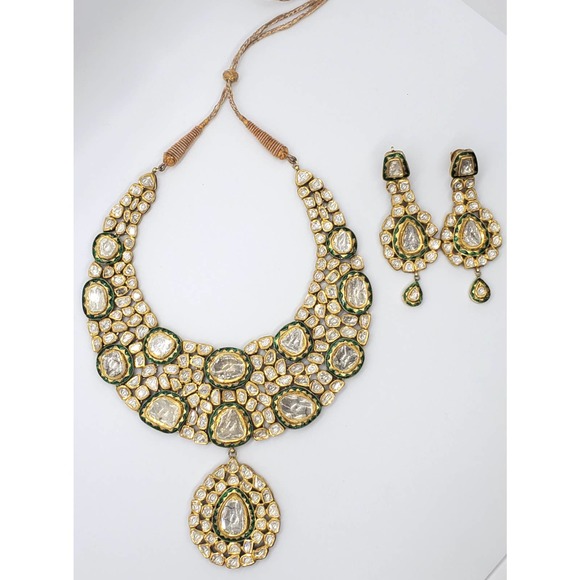 Indian 18Kt Rose Cut Diamond Necklace With Earrings - Picture 3 of 6